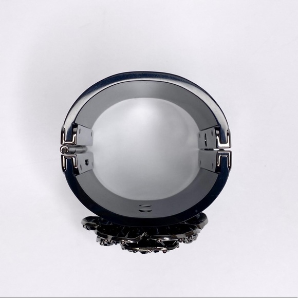Authentic Chanel Festival Resin Camellia Cuff - Picture 9 of 10